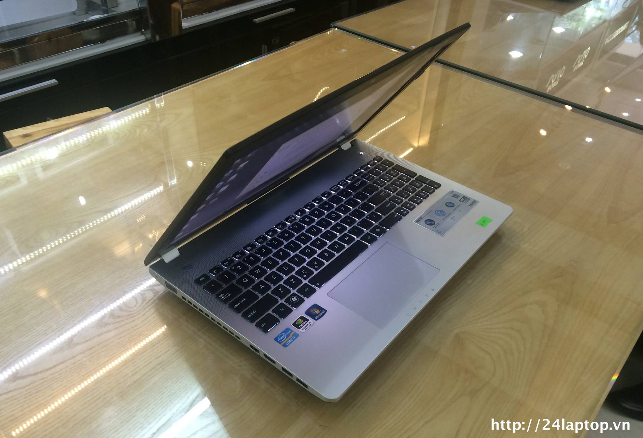 Laptop Asus N56VZ.jpg